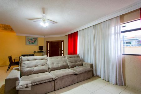Sala de estar 1 de casa à venda com 4 quartos, 396m² em Jardim Cristiane, Santo André