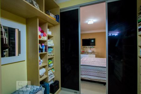 Casa à venda com 396m², 4 quartos e 8 vagasCloset do quarto 1