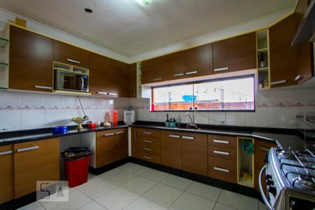 Casa à venda com 396m², 4 quartos e 8 vagasCozinha