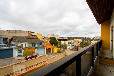 Casa à venda com 396m², 4 quartos e 8 vagasVaranda do quarto 2 e 3