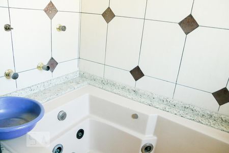 Casa à venda com 635m², 6 quartos e 8 vagas Casa à venda com 635m², 6 quartos e 8 vagasBanheiro Suíte 4 - Master