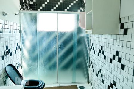 Casa à venda com 635m², 6 quartos e 8 vagas Casa à venda com 635m², 6 quartos e 8 vagasBanheiro Suíte 5