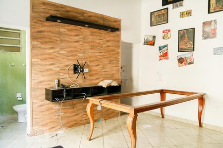 Casa à venda com 635m², 6 quartos e 8 vagas Casa à venda com 635m², 6 quartos e 8 vagasSalão de Festas