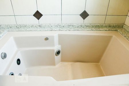 Casa à venda com 635m², 6 quartos e 8 vagas Casa à venda com 635m², 6 quartos e 8 vagasBanheiro Suíte 4 - Master