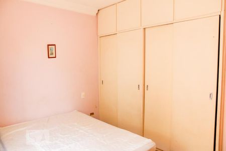 Casa à venda com 635m², 6 quartos e 8 vagas Casa à venda com 635m², 6 quartos e 8 vagasSuite 2