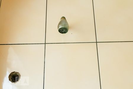 Casa à venda com 635m², 6 quartos e 8 vagas Casa à venda com 635m², 6 quartos e 8 vagasBanheiro Suite 2