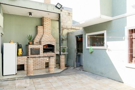 Casa à venda com 635m², 6 quartos e 8 vagas Casa à venda com 635m², 6 quartos e 8 vagasChurrasqueira / Quintal