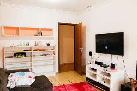 Casa à venda com 635m², 6 quartos e 8 vagas Casa à venda com 635m², 6 quartos e 8 vagasSuíte 5