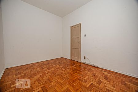 Quarto 1 de apartamento para alugar com 2 quartos, 75m² em Fátima, Niterói