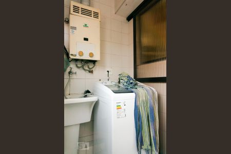 Apartamento para alugar com 80m², 2 quartos e 1 vagaÁrea de Serviço