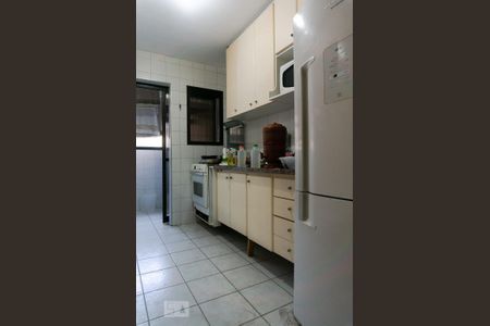 Apartamento para alugar com 80m², 2 quartos e 1 vagaCozinha
