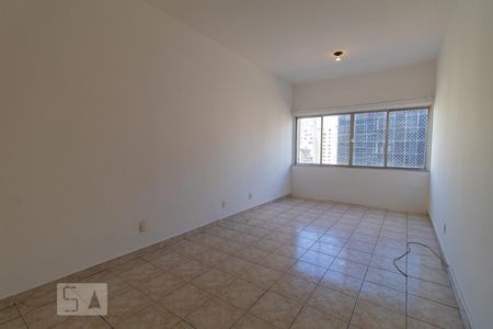 Sala/Quarto de kitnet/studio para alugar com 1 quarto, 35m² em Centro, São Paulo