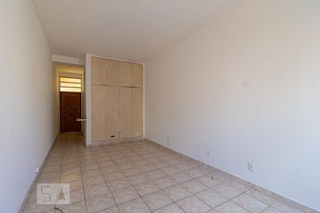 Sala/Quarto de kitnet/studio para alugar com 1 quarto, 35m² em Centro, São Paulo