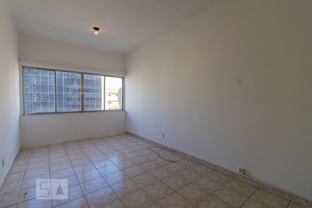 Sala/Quarto de kitnet/studio para alugar com 1 quarto, 35m² em Centro, São Paulo