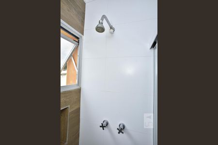 Apartamento à venda com 70m², 2 quartos e 1 vagaChuveiro