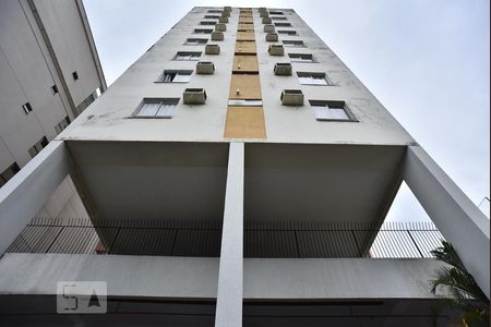 Apartamento à venda com 70m², 2 quartos e 1 vagaFachada