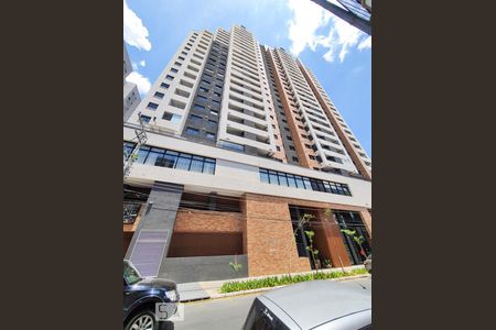 Apartamento para alugar com 57m², 2 quartos e 1 vagaFachada