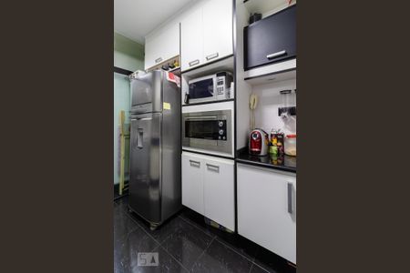 Apartamento à venda com 93m², 3 quartos e 2 vagasCozinha