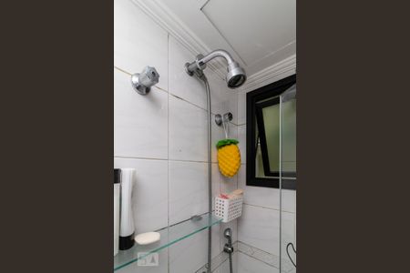 Apartamento à venda com 93m², 3 quartos e 2 vagasChuveiro