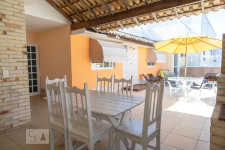 Apartamento à venda com 473m², 4 quartos e 3 vagas Apartamento à venda com 473m², 4 quartos e 3 vagasVaranda de trás / área Gourmet