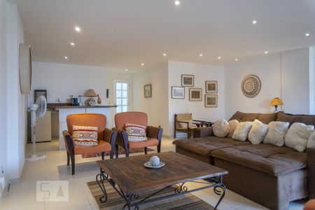 Apartamento à venda com 473m², 4 quartos e 3 vagas Apartamento à venda com 473m², 4 quartos e 3 vagasSala