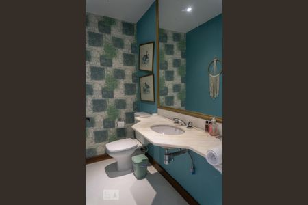 Apartamento à venda com 473m², 4 quartos e 3 vagas Apartamento à venda com 473m², 4 quartos e 3 vagasLavabo