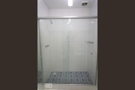 Apartamento à venda com 473m², 4 quartos e 3 vagas Apartamento à venda com 473m², 4 quartos e 3 vagasBanheiro da Suite 3