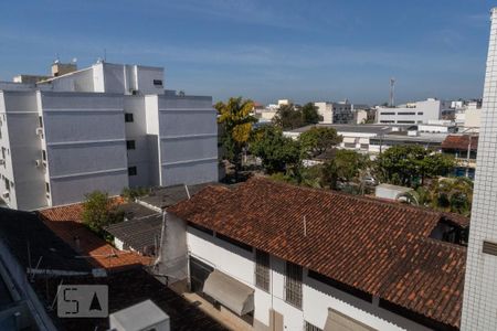 Apartamento à venda com 473m², 4 quartos e 3 vagas Apartamento à venda com 473m², 4 quartos e 3 vagasVista da Varanda de trás / área Gourmet