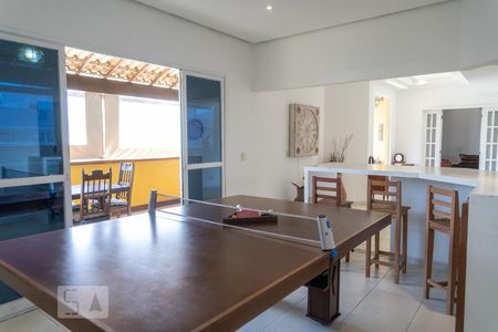 Apartamento à venda com 473m², 4 quartos e 3 vagas Apartamento à venda com 473m², 4 quartos e 3 vagasSala de Jogos