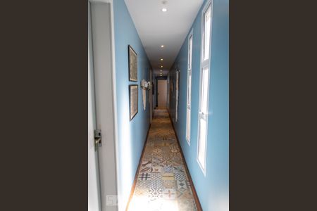 Apartamento à venda com 473m², 4 quartos e 3 vagas Apartamento à venda com 473m², 4 quartos e 3 vagasCorredor das suites