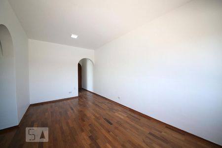 Sala de apartamento para alugar com 3 quartos, 70m² em Campo Belo, São Paulo