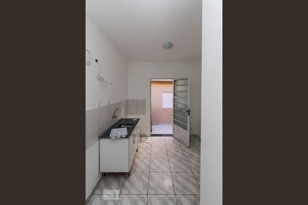 Sala/Cozinha de casa para alugar com 2 quartos, 35m² em Vila Santa Clara, São Paulo