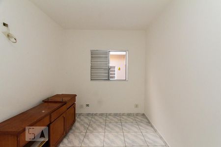 Casa para alugar com 35m², 2 quartos e 1 vaga Casa para alugar com 35m², 2 quartos e 1 vagaquarto