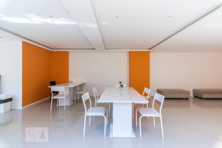 Apartamento para alugar com 72m², 3 quartos e 1 vaga Apartamento para alugar com 72m², 3 quartos e 1 vagaÁrea comum - Salão de festas 1