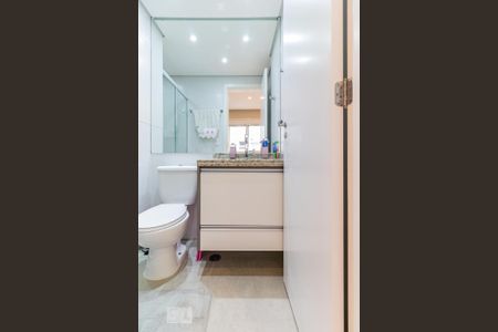 Apartamento para alugar com 72m², 3 quartos e 1 vaga Apartamento para alugar com 72m², 3 quartos e 1 vagaBanheiro da Suíte