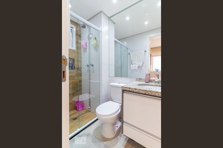 Apartamento para alugar com 72m², 3 quartos e 1 vaga Apartamento para alugar com 72m², 3 quartos e 1 vagaBanheiro da Suíte
