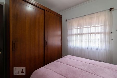 Casa à venda com 330m², 4 quartos e 6 vagasQuarto 2