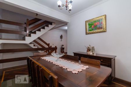 Casa à venda com 330m², 4 quartos e 6 vagasSala de Jantar