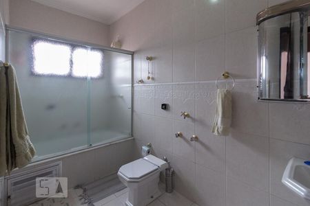 Casa à venda com 330m², 4 quartos e 6 vagasBanheiro 3