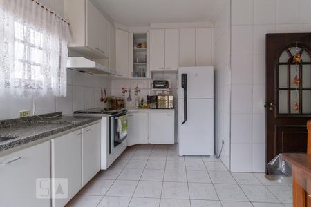 Casa à venda com 330m², 4 quartos e 6 vagasCozinha