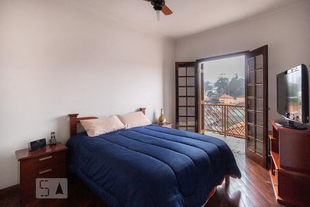 Casa à venda com 330m², 4 quartos e 6 vagasSuíte 2