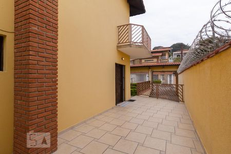 Casa à venda com 330m², 4 quartos e 6 vagasEntrada
