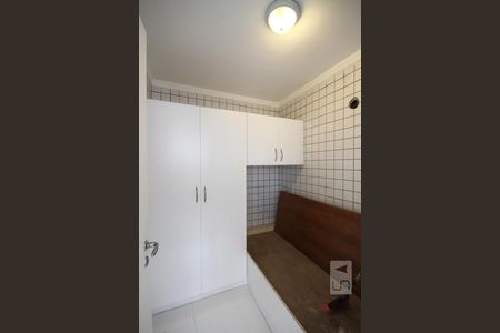 Apartamento para alugar com 283m², 4 quartos e 5 vagasQuarto de Serviço