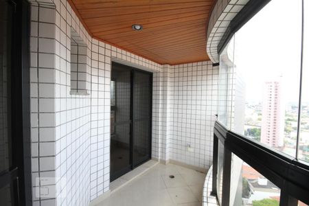 Apartamento para alugar com 283m², 4 quartos e 5 vagasÁrea de Serviço