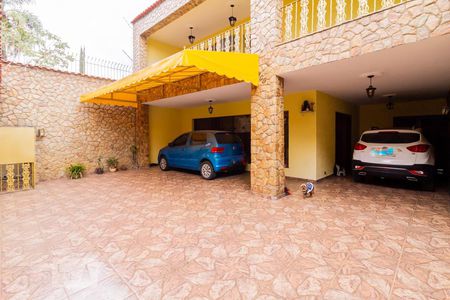 Casa à venda com 447m², 3 quartos e 4 vagasGaragem
