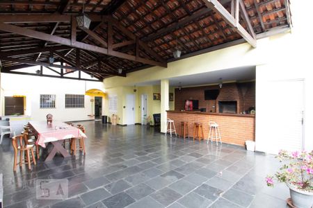 Casa à venda com 447m², 3 quartos e 4 vagasQuintal