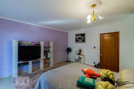 Casa à venda com 447m², 3 quartos e 4 vagasSuíte 1