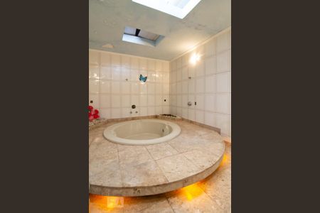 Casa à venda com 447m², 3 quartos e 4 vagasHidromassagem da Suíte 1