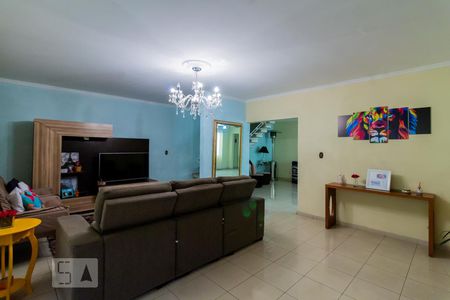 Sala de casa para alugar com 3 quartos, 447m² em Vila Rosália, Guarulhos