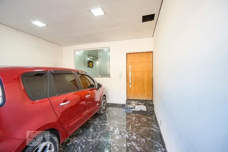 Casa à venda com 300m², 3 quartos e 2 vagasGaragem